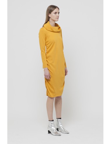 Dress with soft neckline