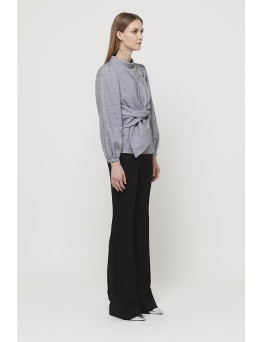 T-shirt with node, round neck.